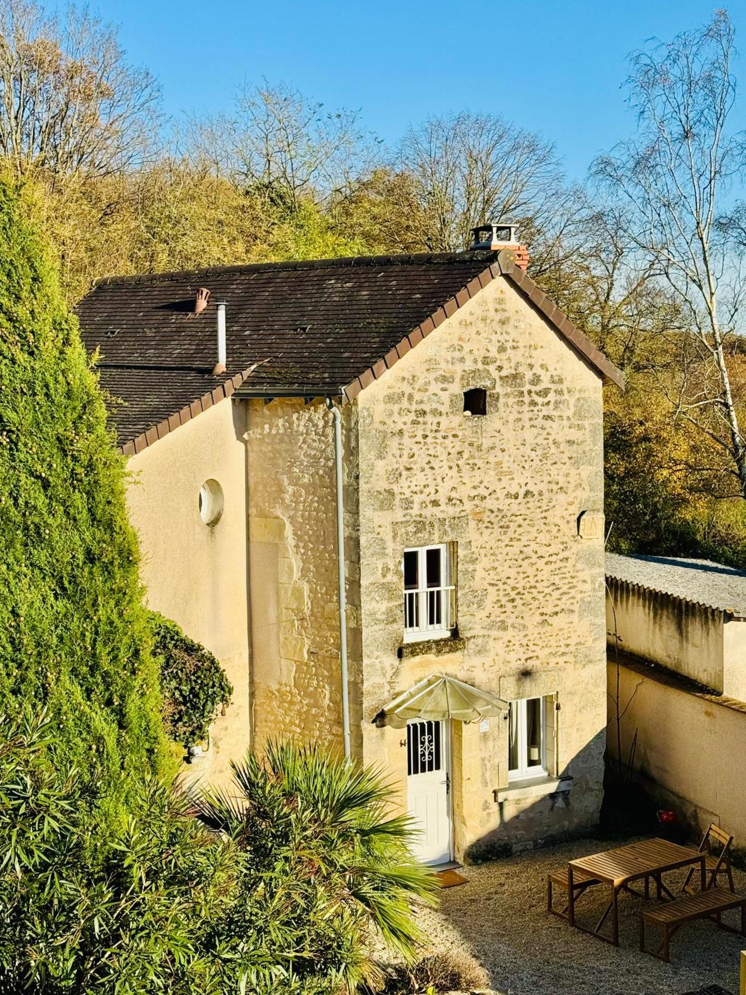 Gite - Petite Maison Proche Du Futuroscope Beaumont  Екстериор снимка